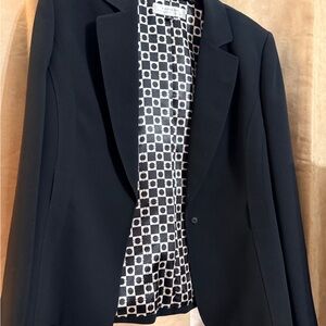 Tahari Black Blazer with Black & White Geometric Lining